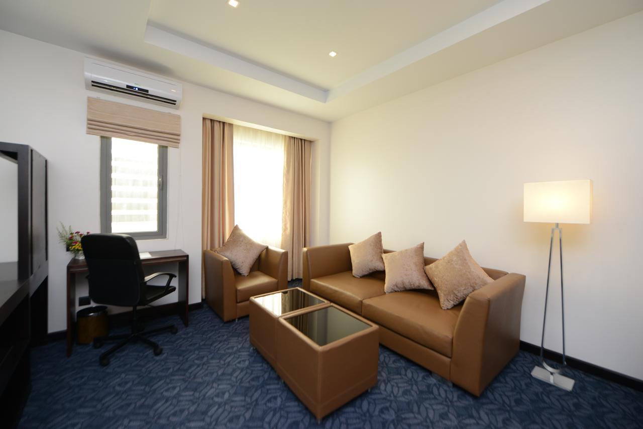 Hotel Lexus Rangun Zewnętrze zdjęcie