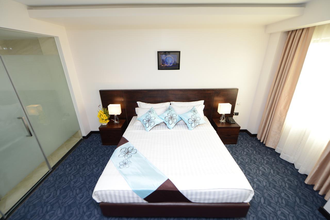 Hotel Lexus Rangun Zewnętrze zdjęcie
